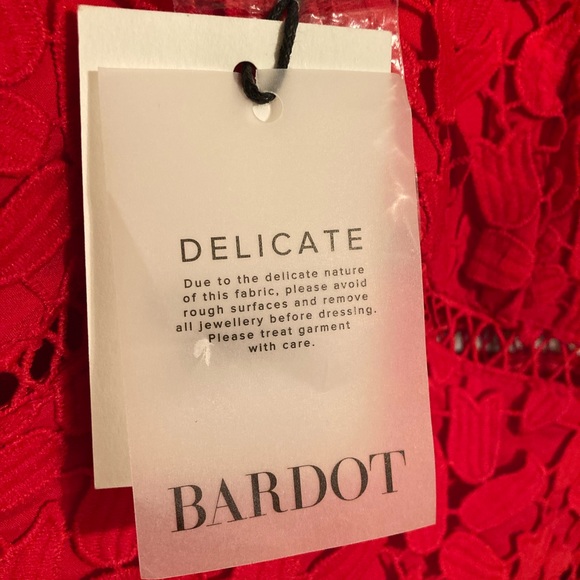 Bardot Red Roxy Lace Dress - Picture 6 of 7
